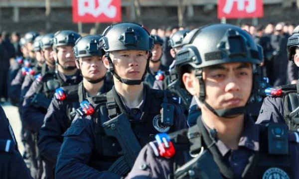 冰城公安开展拉动演练  全面提升应急处突能力